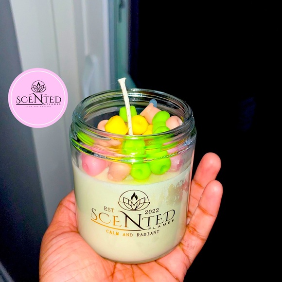 Hint of fruit loops, fragrance notes; sugar cookie, snickerdoodle - Picture 2 of 2